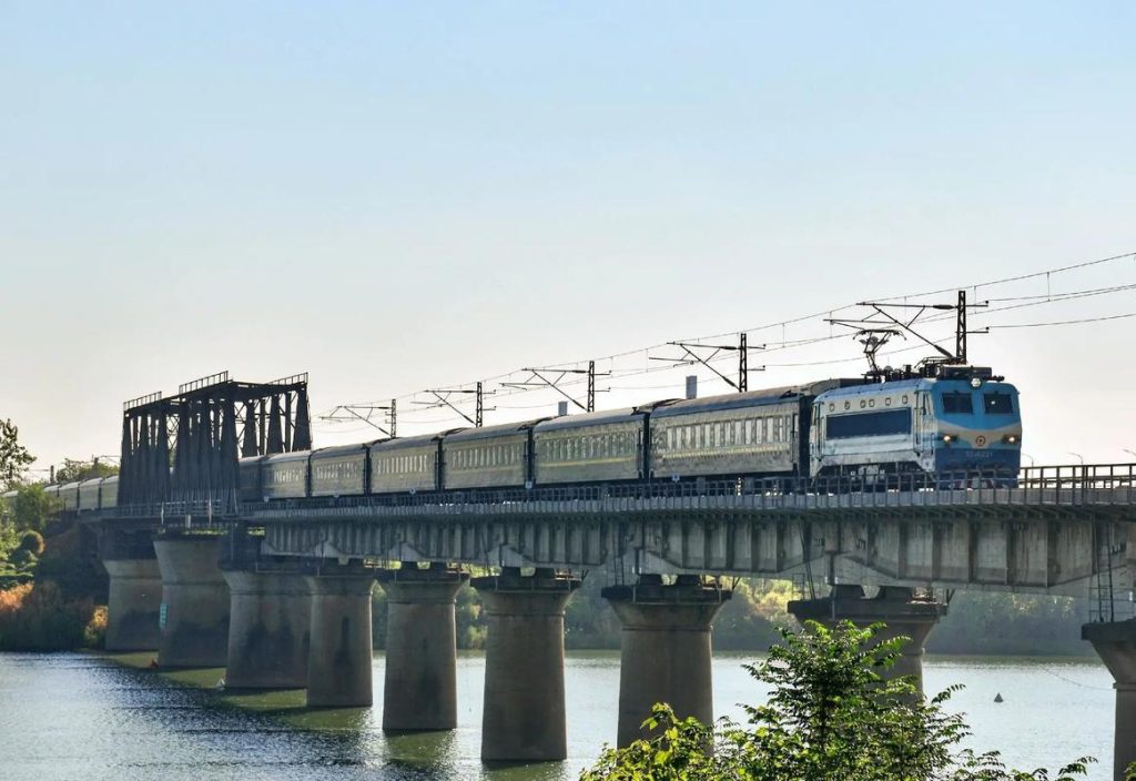 Drone-Based Railway Bridge Inspection: Technological Applications and Practical Exploration