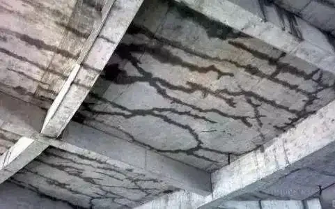 improper-early-age-loading-cracks