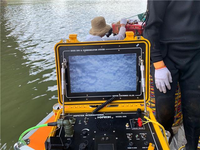 Underwater-Video-and-Photography